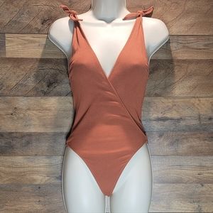 ARITZIA Wilfred Free Criss-cross Rust Bodysuit XXS